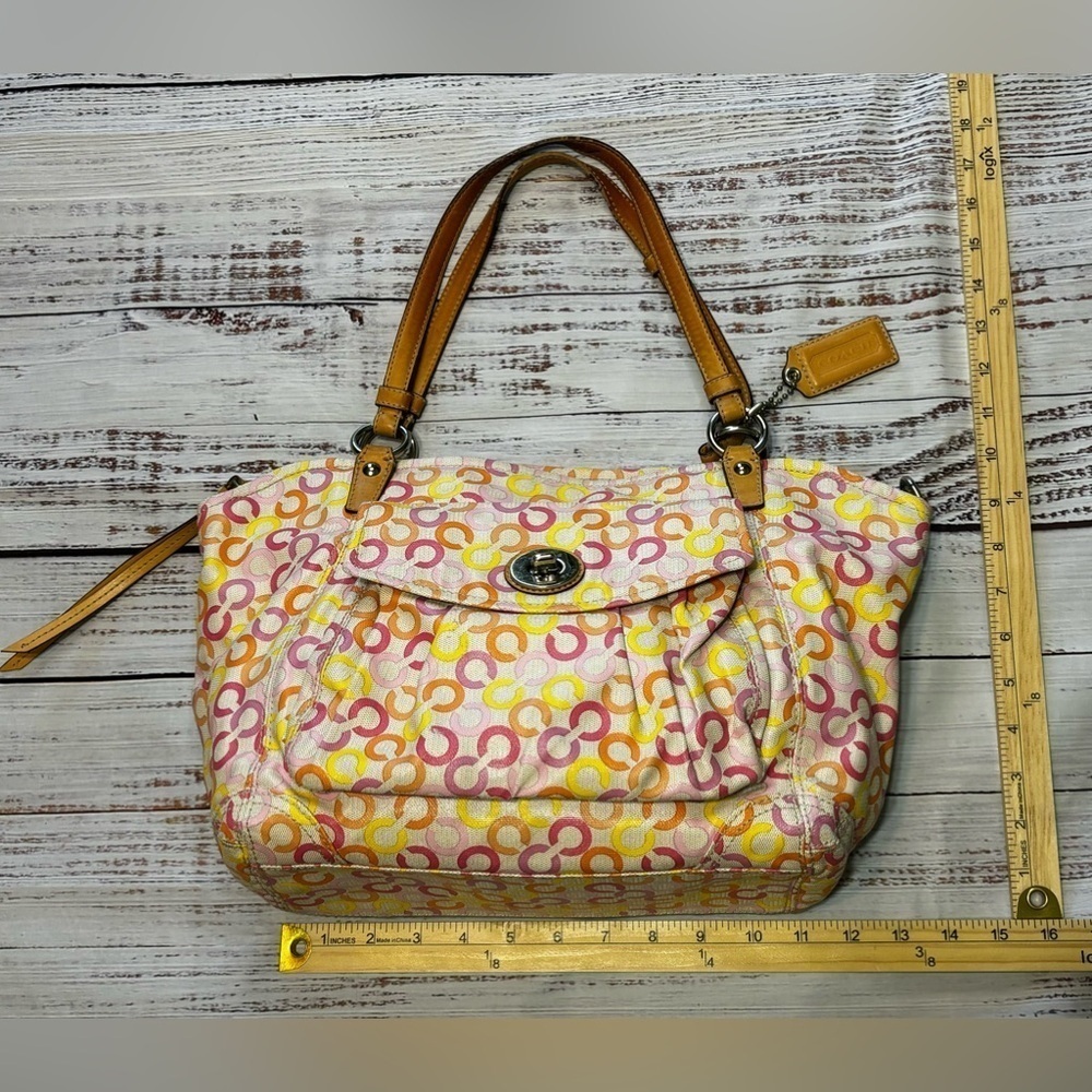 Coach Leah Signature OP art Multi-Color CC Shopper Tote